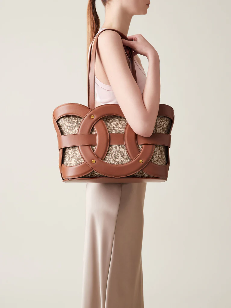 Borsa in pelle color cuoio, dalla selezione Paola Due